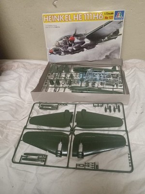 Italeri Heinkel HE 111H6 1/72 Plastic Model Kit  Unassembled Complete