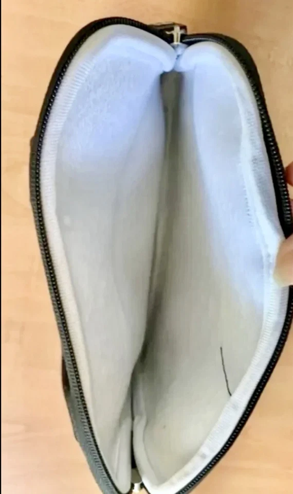 Hello kitty iPad padded case neoprene mini tablet sleeve girls school bag - Image 4 of 4