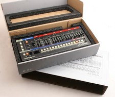 Roland Boutique JU-06A