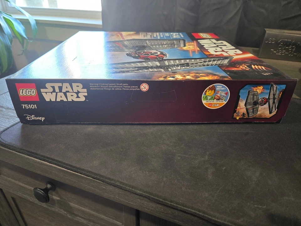 Lego - Star Wars - First Order TIE Fighter - 75101 - Image 4 of 4