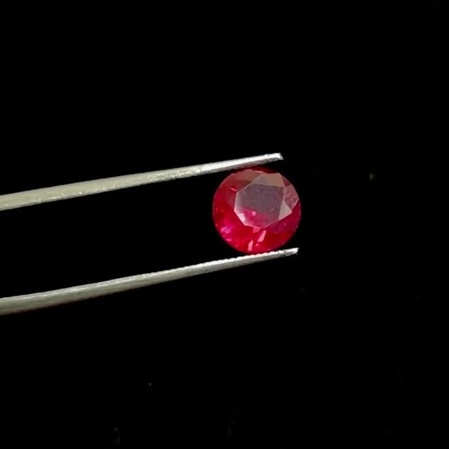 Natürlicher 80 STCK. ZERTIFIZIERT MÄDCHEN Rundschliff 6 mm Posten Ringgröße roter Rubin Edelstein - Video 1 von 1