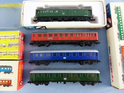 Lot 4 Wagons Voyageurs Arnold Rapido, Réf 0330 0341 0342 0349, Avec Boîtes