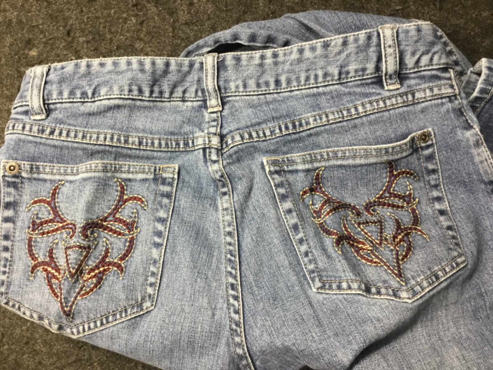 Picture 4 of 6
