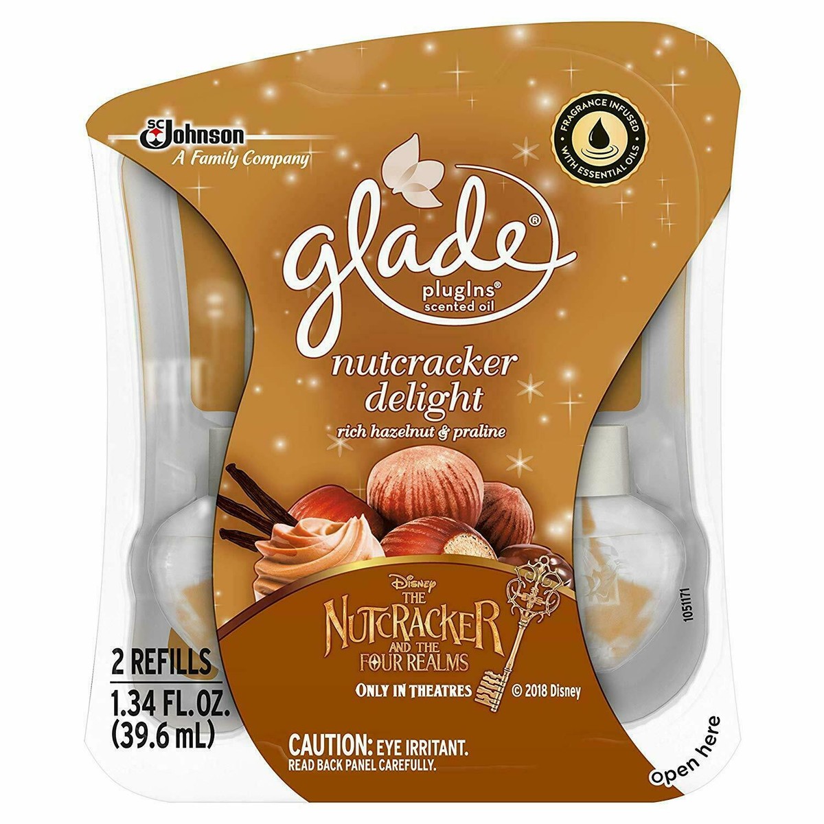 GLADE NUTCRACKER DELIGHT RICH HAZELNUT & PRALINE PLUGINS SCENTED