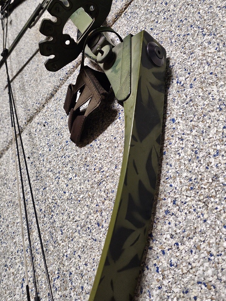 Vintage Jennings 25th Anniversary 19541979 Compound Bow Split Limb Right Hand eBay