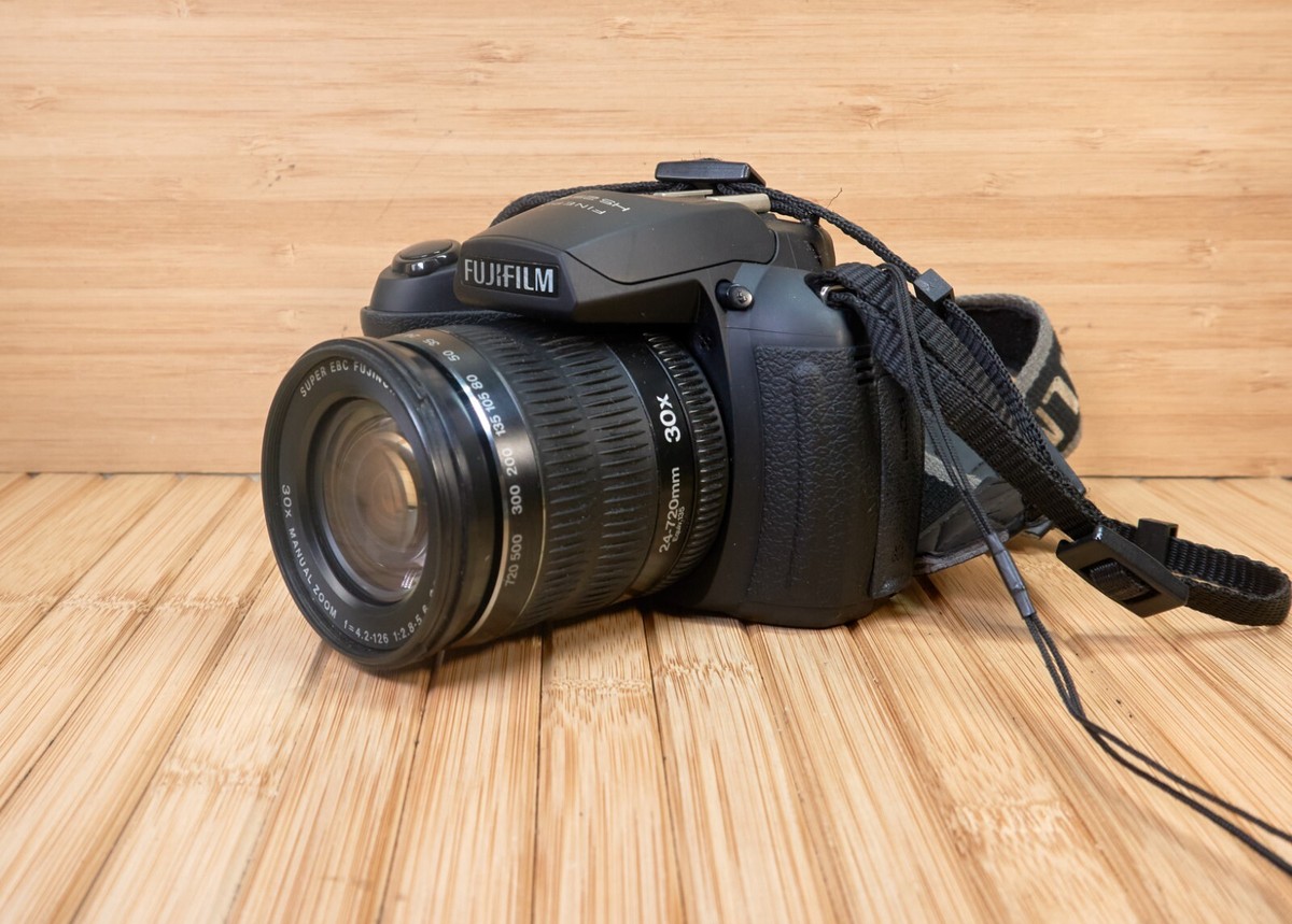Fujifilm FinePix HS25 EXR 16MP Digital Camera, 30x Optical Zoom | eBay