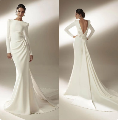 Simple Mermaid Gown Wedding Dresses Appliques Flowers Satin Backless Bridal Gown