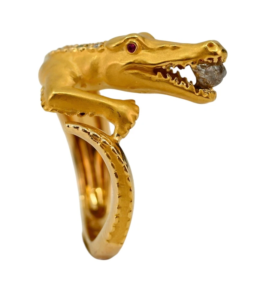 Anillo Carrera y Carrera Piedras Preciosas Caimán Sólidas Oro Amarillo 18k Raro Tamaño: 6.25! Foto 4 de 4