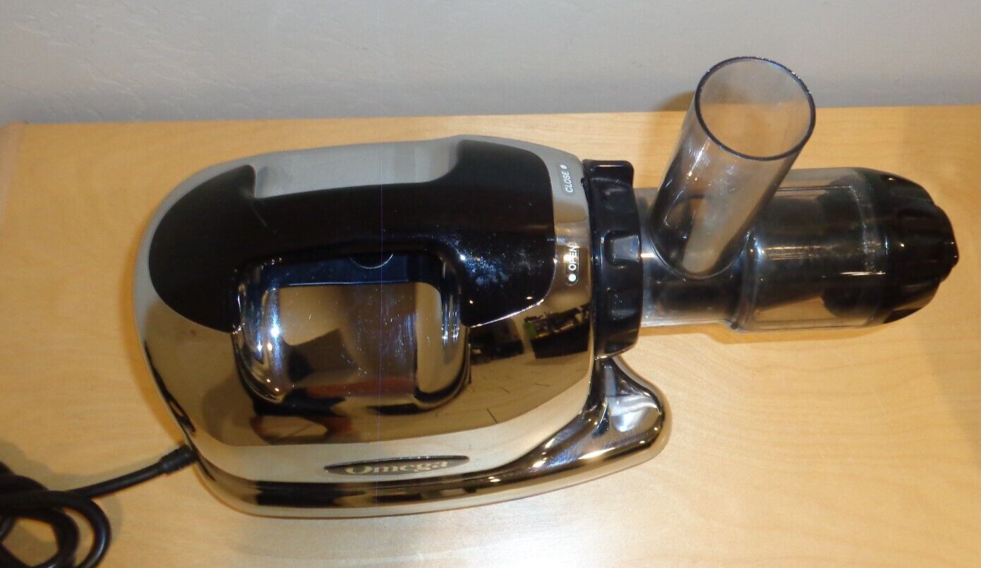 Omega 8006 Juicer Fruit & Vegetable Slow Masticating Extractor eBay