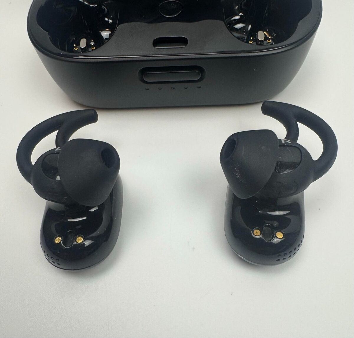 Bose QuietComfort 429708 In-Ear Earbuds Black Active Noise Bose QuietComfort 429708 In-Ear Earbuds Black Active Noise