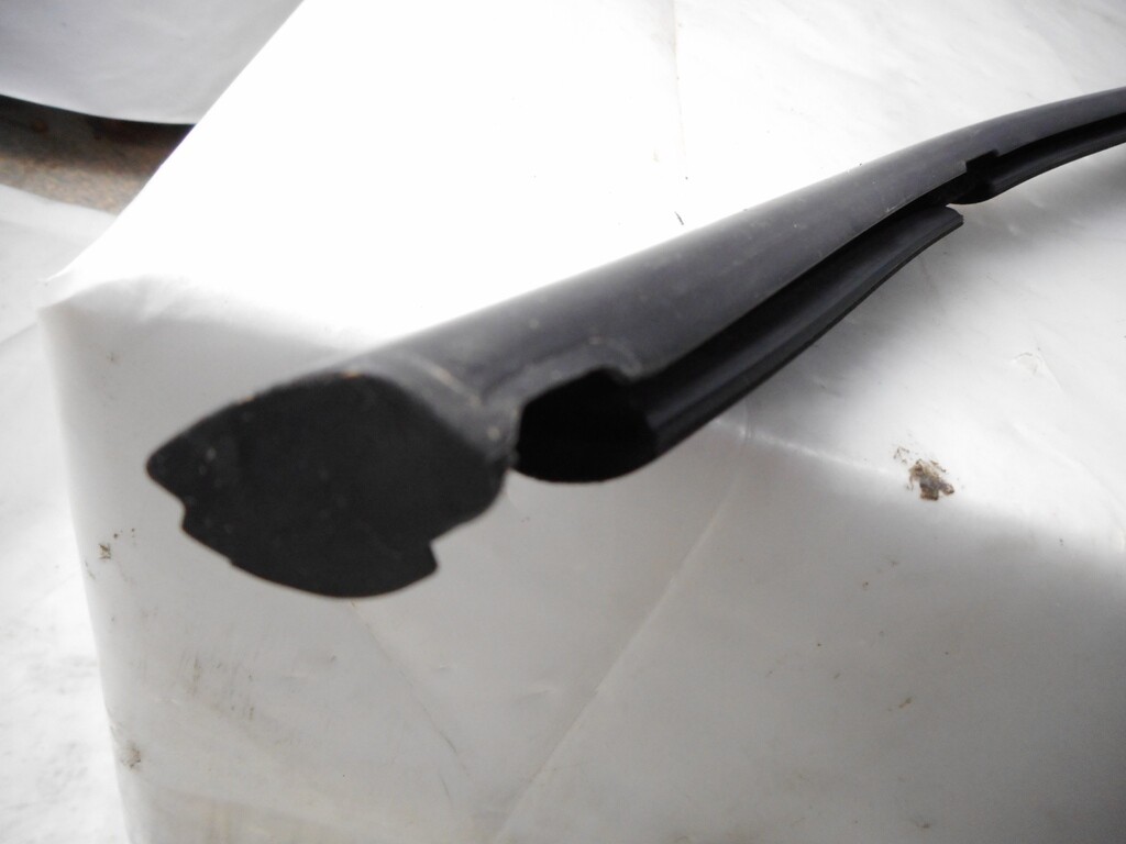 Picture 3 of 8