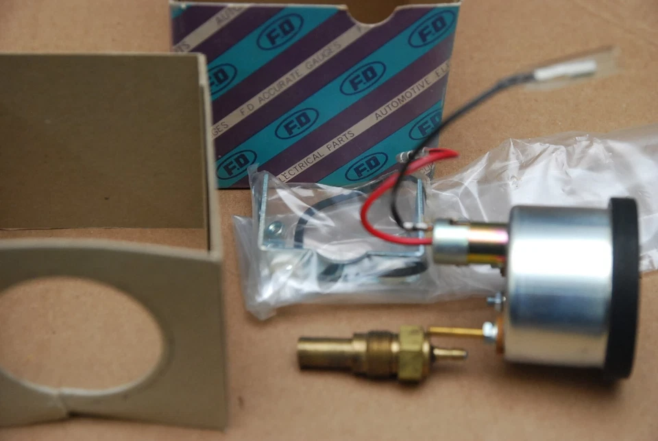 Medidor de temperatura del agua vintage FD Japón 12V para Nissan Toyota Datsun Mazda Foto 2 de 3