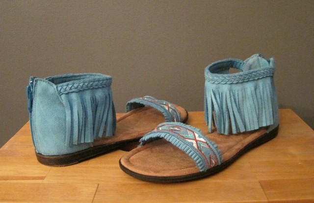 minnetonka turquoise sandals
