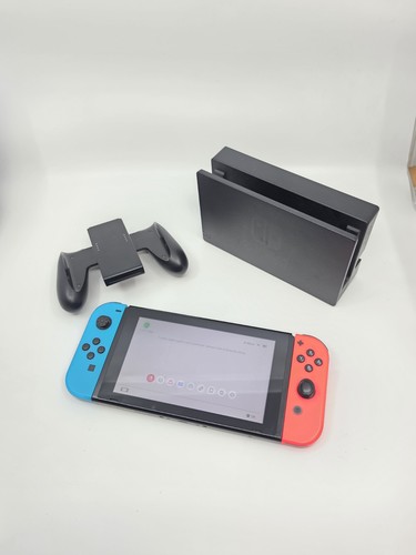 Nintendo Switch Handheld Gaming Console HAC-001(-01) FOR PARTS