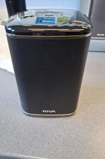 Riva Arena schwarz WAND series Wireless Lautsprecher Chromecast built-in