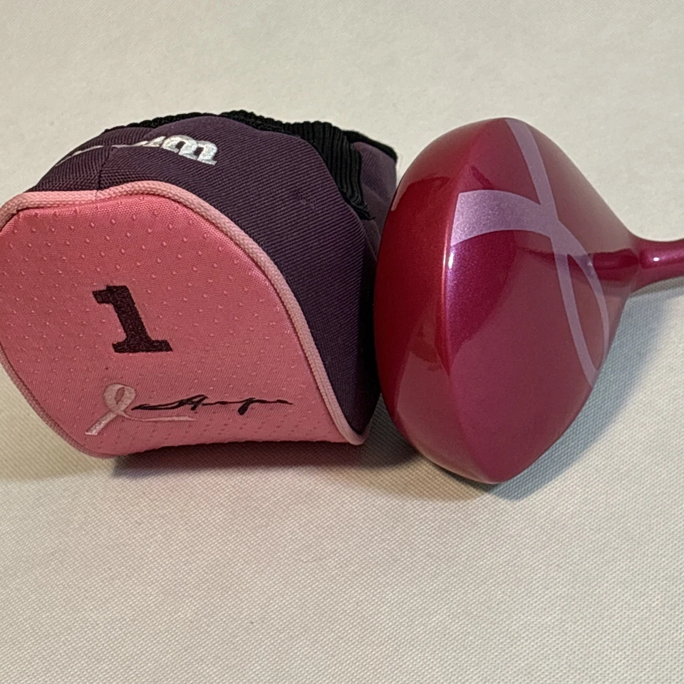 Club de Golf Wilson Hope 1 Madera - Conciencia del Cáncer de Mama Edición Cinta Rosa Derecha Foto 2 de 4