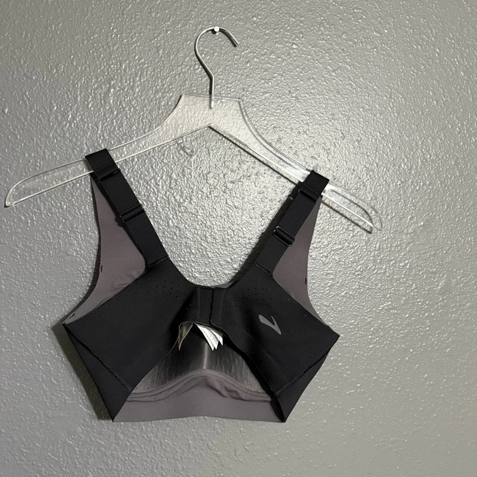 Sujetador de running Brooks Dare Scoop Back negro talla 30C Foto 3 de 4