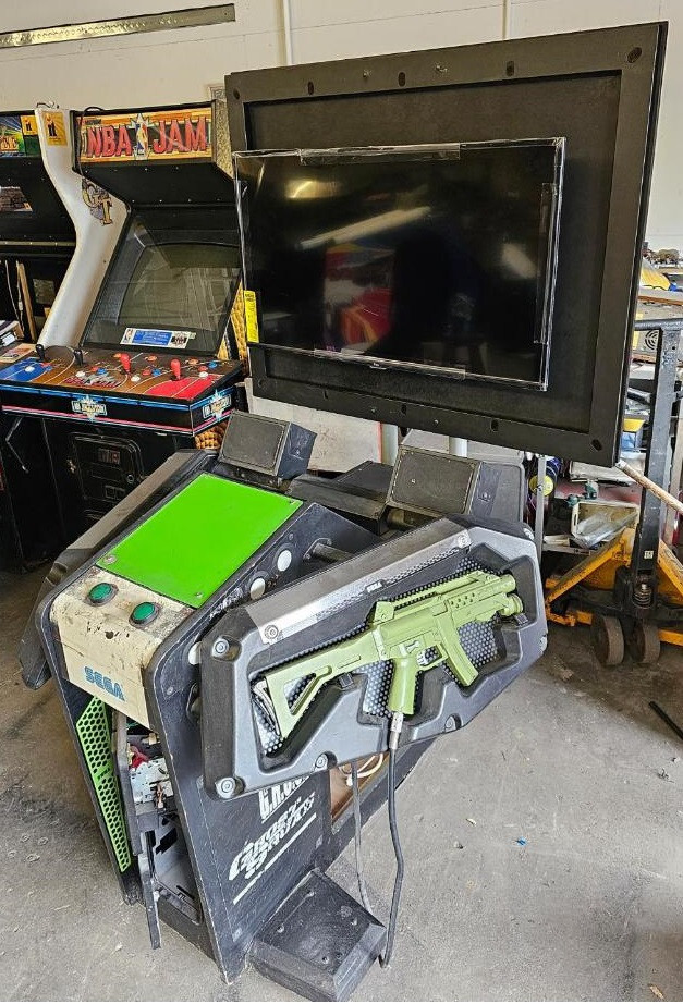GHOST SQUAD ARCADE MACHINE by SEGA (Excellent Condition