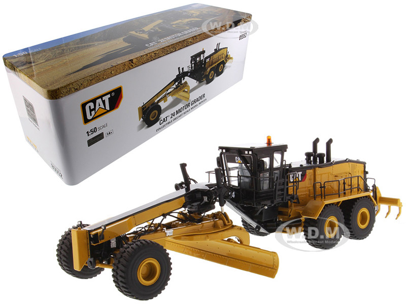 CAT CATERPILLAR 24 MOTOR GRADER W/ OPERATOR 1/50 MODEL BY
