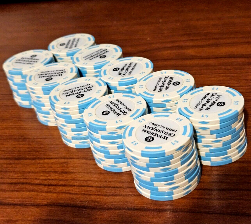 Lot 100 NEW 1997 WYNDHAM $1 Casino chip OLD SAN JUAN Puerto Rico CONDADO poker