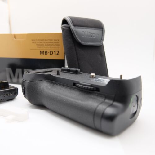 [Mint] Nikon MB-D12 Battery Grip for D810 D810A D800 D800E W/ box Japan #1095 - Picture 1 of 18