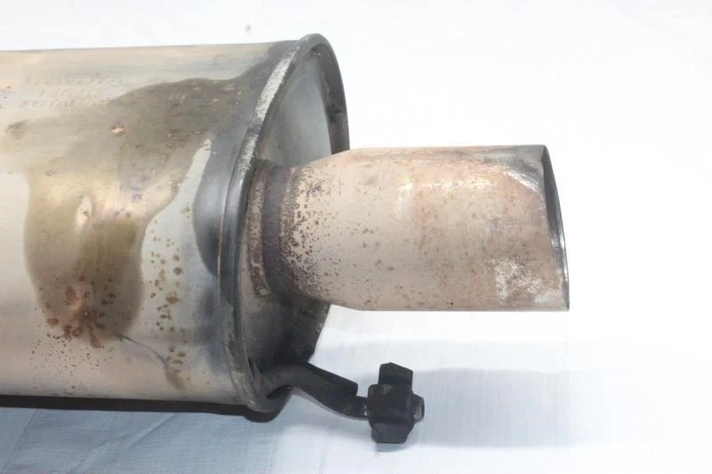 2002 LEXUS IS300 XE10 SEDAN #227 REAR MUFFLER EXHAUST TIP FUTABA - Image 4 of 4