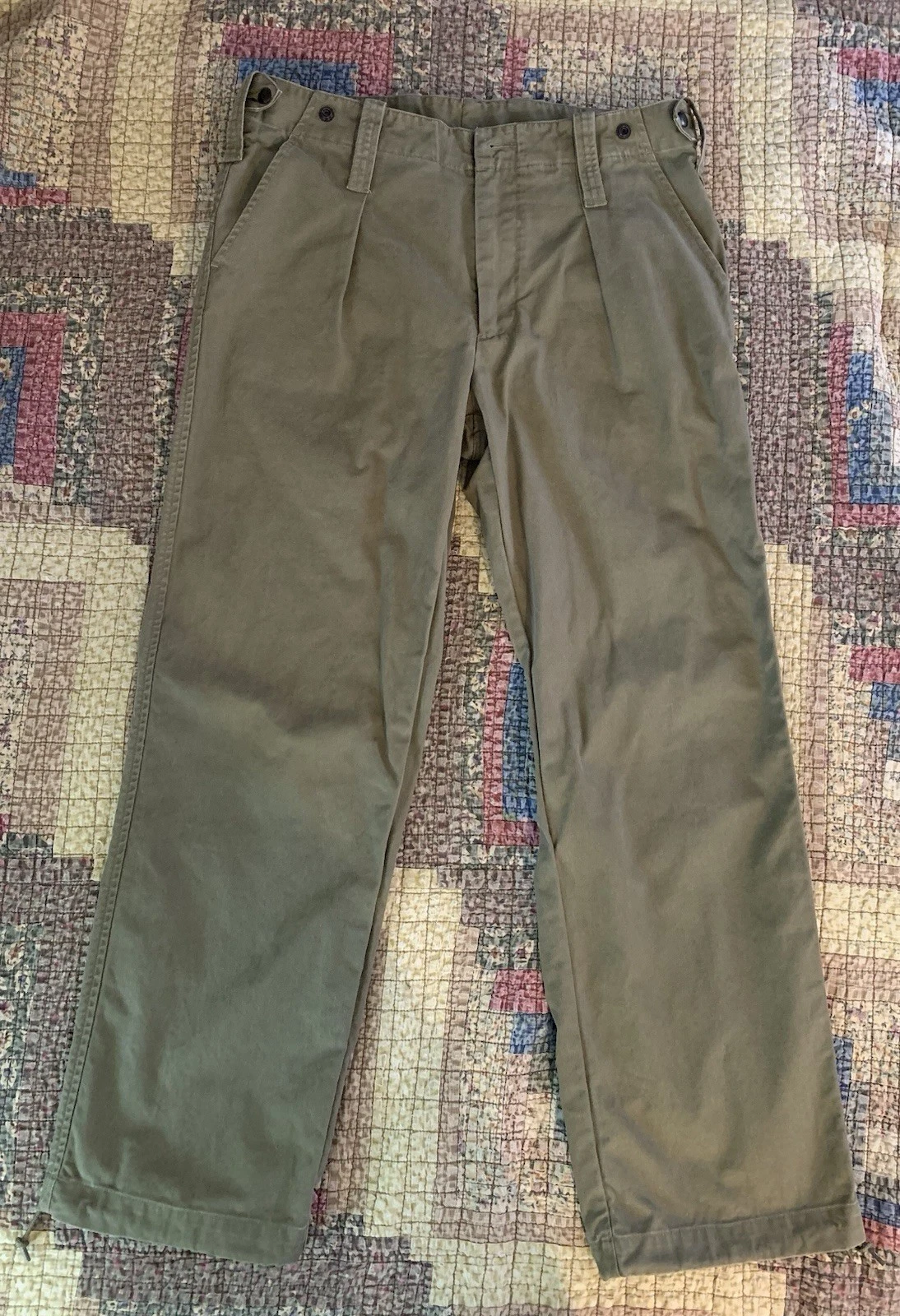 AYR Pleated Wide Leg Herringbone Pants - Olive - The Numero Uno - Men’s Size 31
