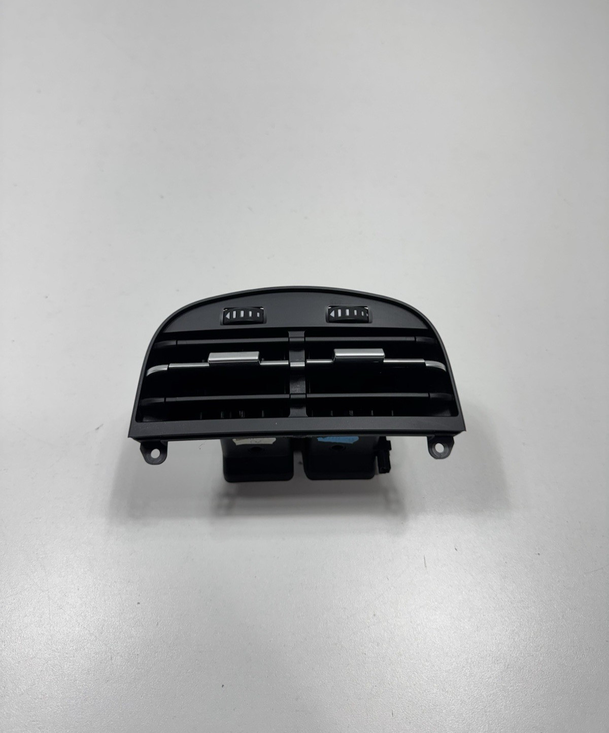 ✅14-21 Maserati Ghibli Quattroporte Rear Center Console AC Air Vent OEM