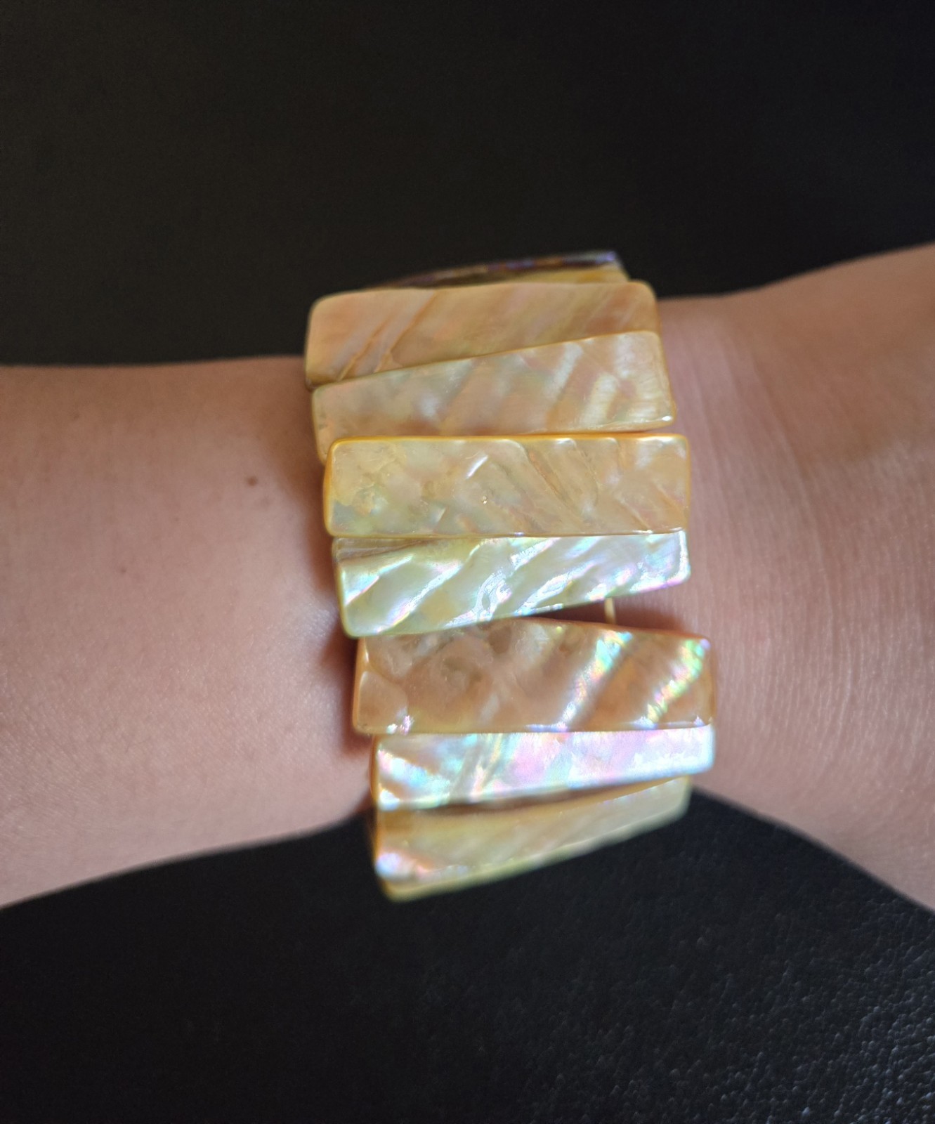 Abalone Shell  Beaded Stretch Bracelet Baroque Ye… - image 1