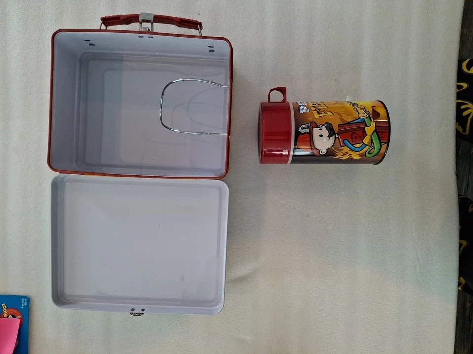 Metal Pez Firemans lunchbox and thermos set. - Image 3 of 4