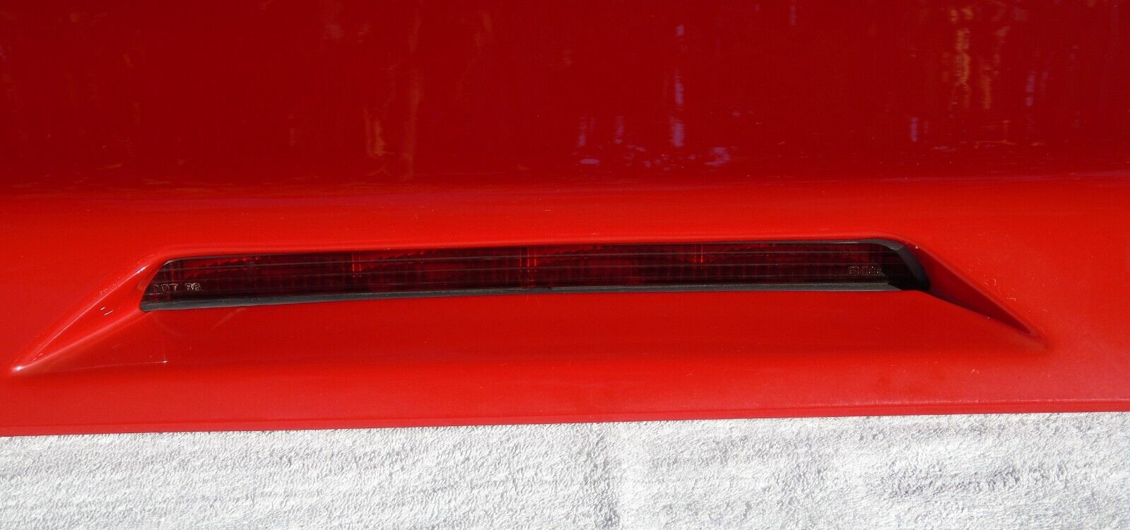 Ferrari Testarossa 1986 Rear Deck Lid Central Panel Hood Trunk Red OEM Taillight