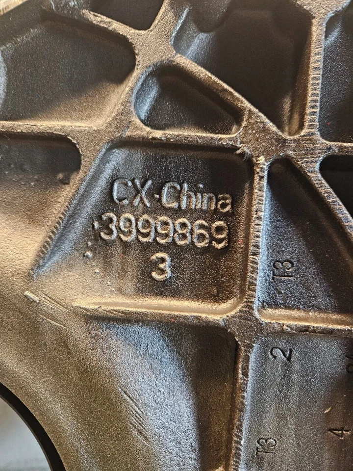 CUMMINS ISB 6,7 L MOTOR DIÉSEL VOLANTE CARCASA FUNDICIÓN 3999869 OEM Foto 2 de 4