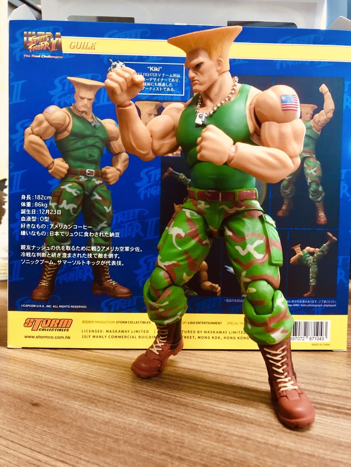 PRÉ VENDA Action Figure Guile: Street Fighter II (Escala 1/12