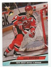 SCOTT STEVENS 1992-93 FLEER ULTRA CARD MINT CONDITION