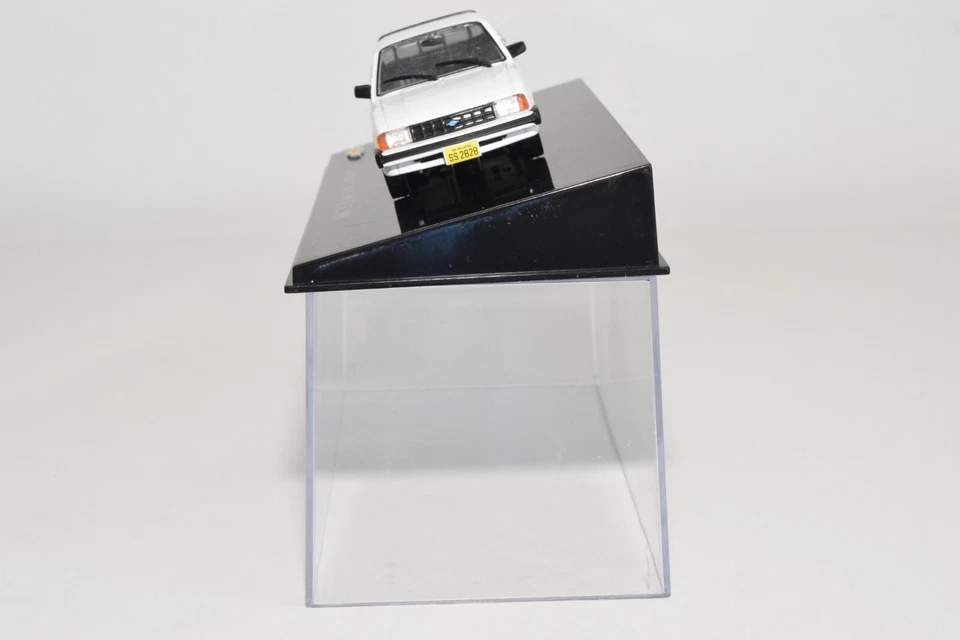 Chevrolet Chevy 500 SL/E 1988 camioneta pickup B8 1:43 ALTAYA ATLAS IXO BLANCA SIN USAR, EN CAJA Foto 4 de 4