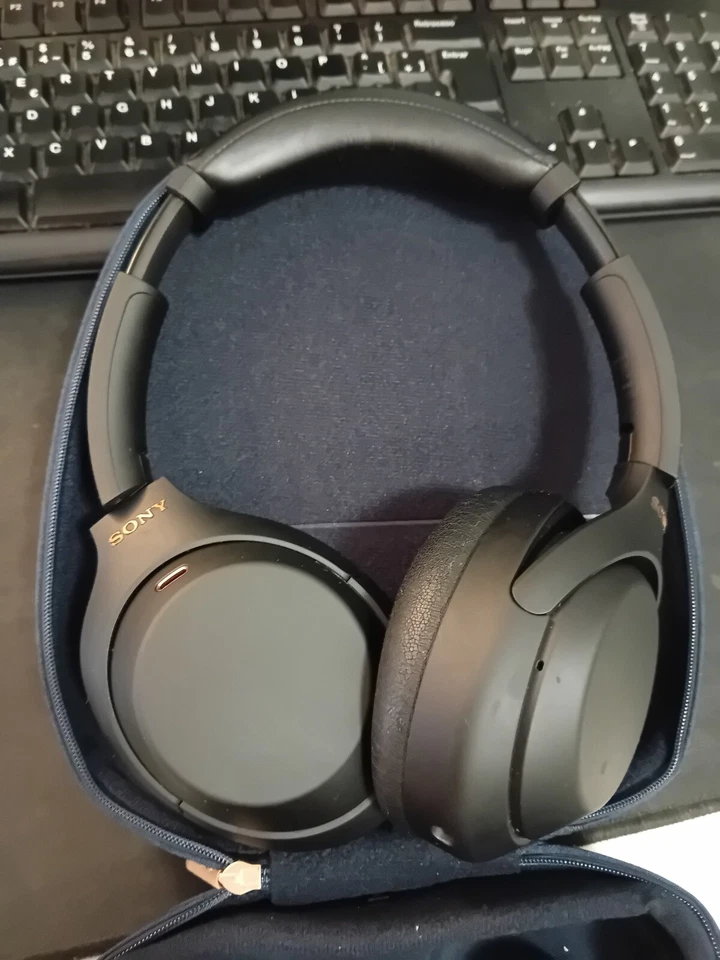 Sony WH-1000XM2, foto 1 de 5