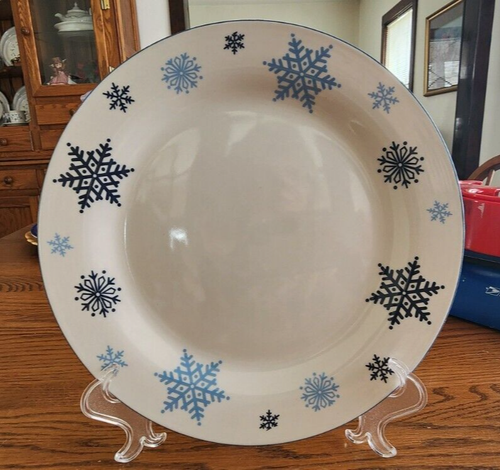 Snow Fall Salad Dessert Plate (s) 7" Snowflakes Gibson Stoneware White Blue ! - Picture 15 of 15
