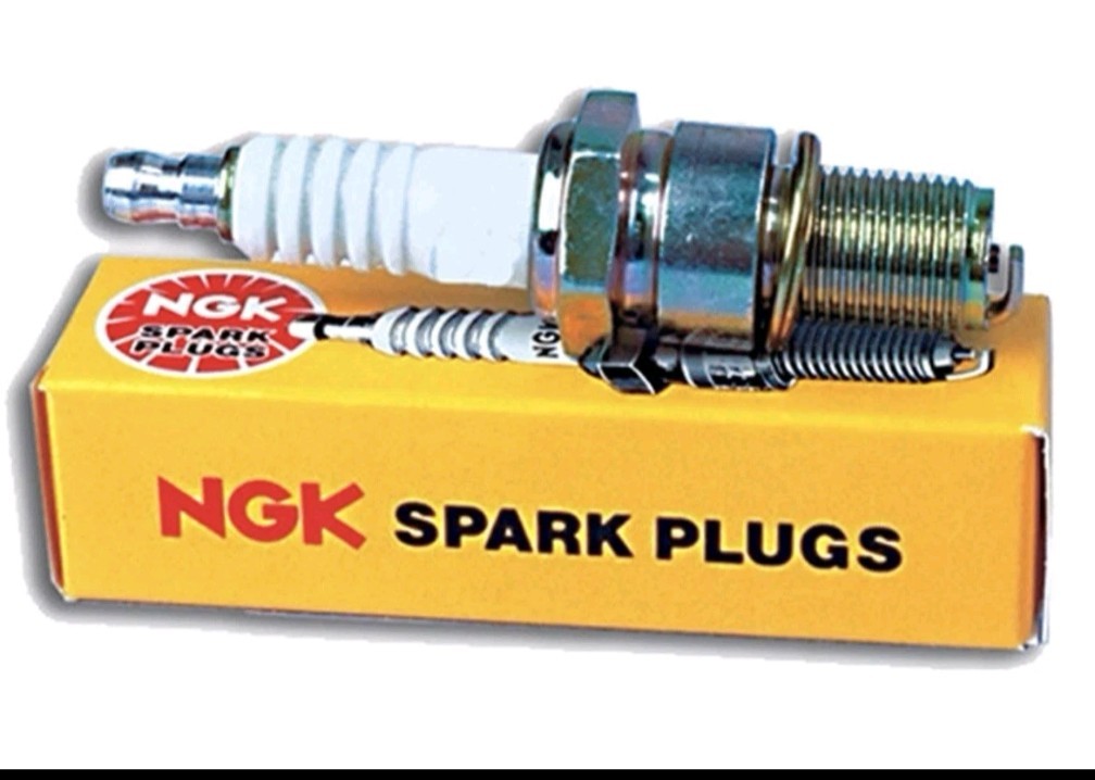 NGK Spark Plug 4548 CR9EK NGK2