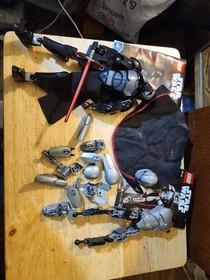 LEGO Star Wars Buildable Figure Kylo ren Set 75117 & Captain Phasma Incomplete 