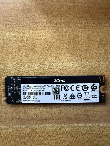 XPG GAMMIX S70 BLADE 1TB PCIe M.2 Internal SSD PS5 (AGAMMIXS70B-1T-CS) - Afbeelding 2 van 2
