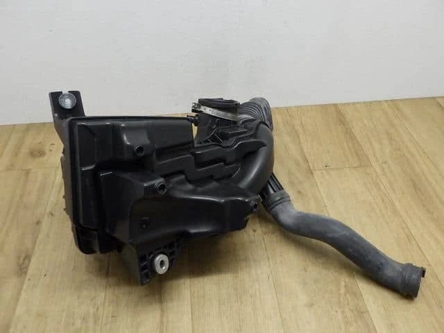 HONDA Fit 2017 DAA-GP6 Air Cleaner Assembly 172015P6008 [Used] [PA110302851] - Image 2 of 4