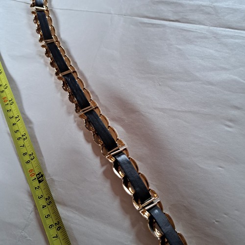 Cinturón de imitación de cuero con cadena dorada mango talla M nuevo con etiquetas - Imagen 11 de 13