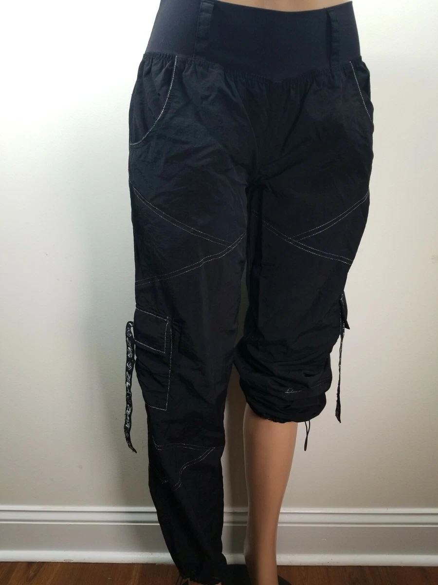 Women's black best sale capri cargo pants
