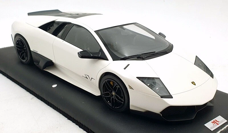 MR Models 1/18 Scale LAMBO02FWA - Lamborghini Murcielago SV - White - Image 2 of 4