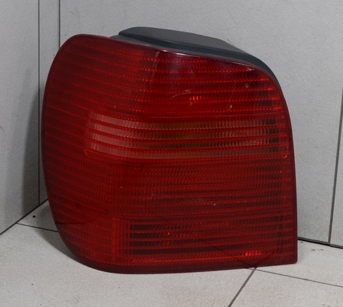 VW Polo 6N2 Bj 2000 Rücklicht Rückleuchte hinten Links #61771-B628