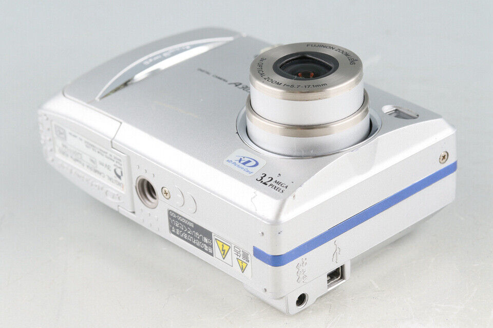 Fujifilm Finepix A303 Digital Camera *Japanese Version Only Fujifilm Finepix A303 Digital Camera *Japanese Version Only