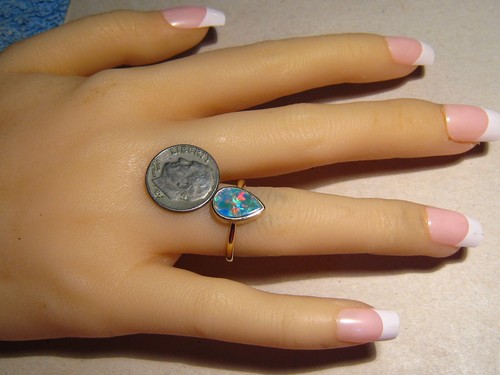 Brilliant Opal Ring , solid 14k Yellow Gold , Very bright opal - Picture 9 of 12