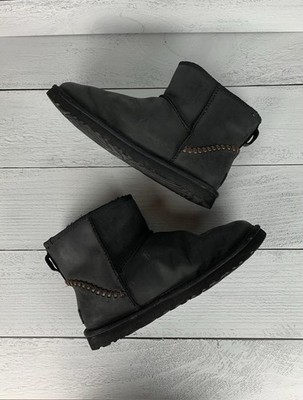UGG Australia Men's 8 Classic Mini Stitch Deco Black Leather Stitching Boots