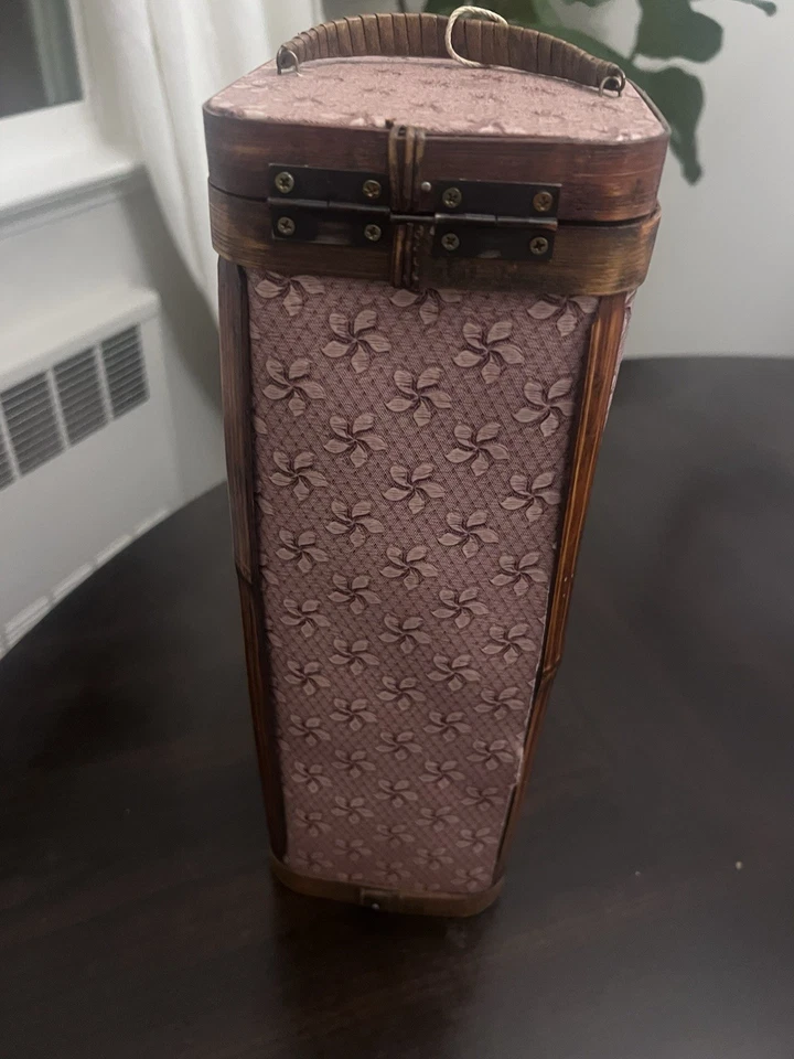 Caja de vino Pier 1 - Madera y tela - Nueva con etiquetas Foto 4 de 4