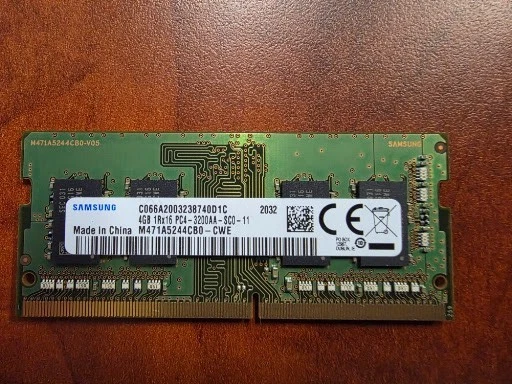 Samsung DDR4 SDRAM 4 GB Capacity per Module Memory (RAM) for sale
